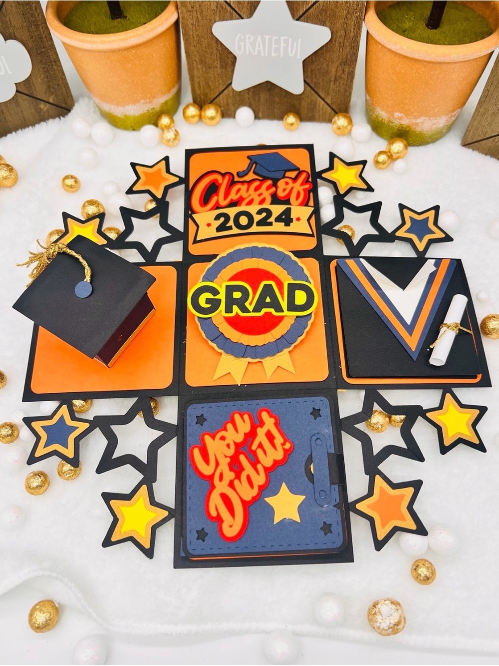 Graduation Exploiding/ Pop-up Box